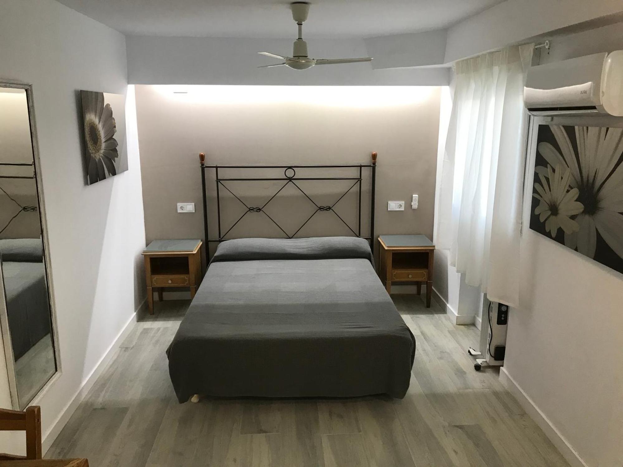Blanco Con Piscina Privada Isla Cristina
